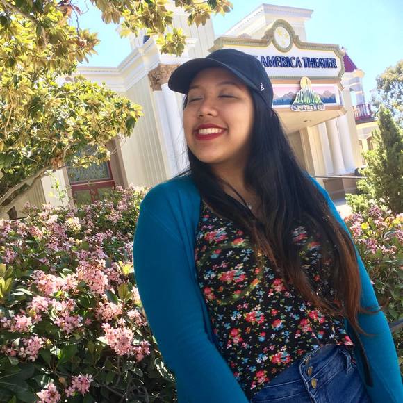 Meet your Posher, Youn - Picture 1 of 1